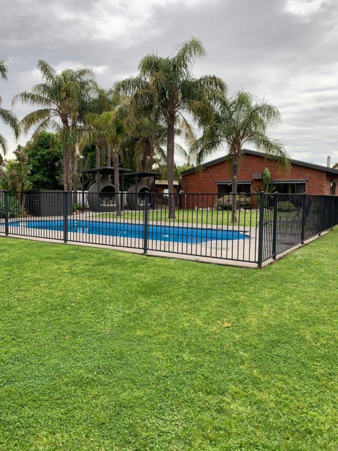 Federation Motel Resort - Corowa Dış mekan fotoğraf